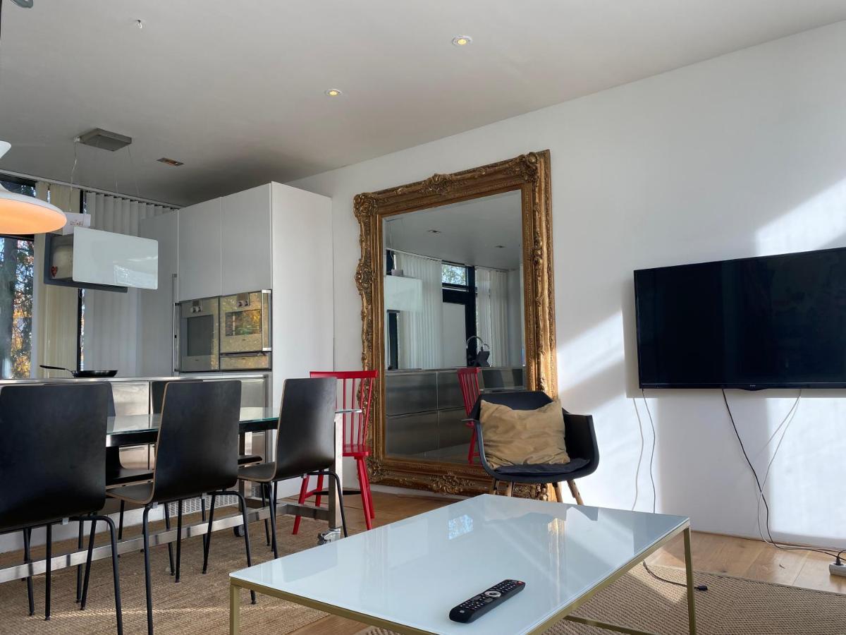 Exclusive 2 Level Etage Next To Arlanda-City Metro Estocolmo Exterior foto