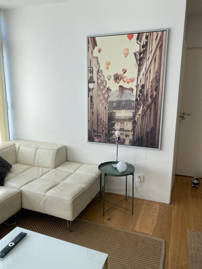 Exclusive 2 Level Etage Next To Arlanda-City Metro Estocolmo Exterior foto